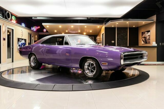 Dodge Charger 1970 image number 8