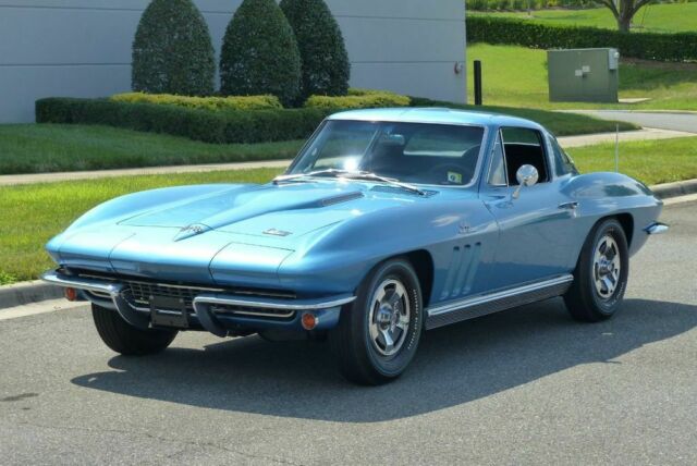 Chevrolet Corvette 1966 image number 2