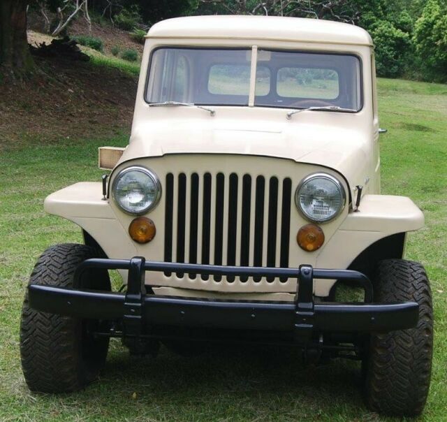 Willys Station Wagon 1949 image number 17