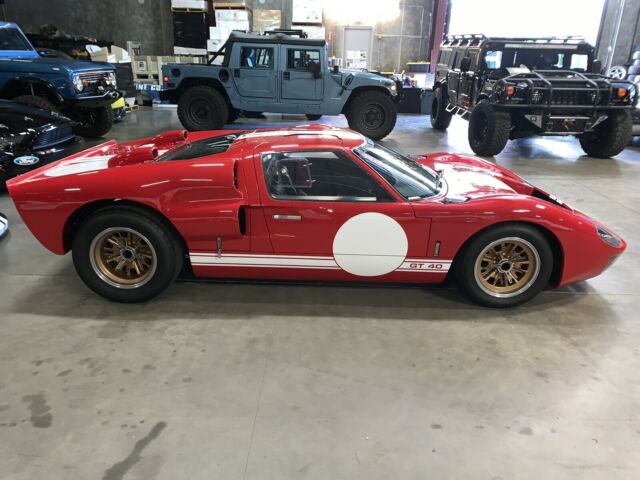 Ford GT 40 MK IV 1966 image number 2