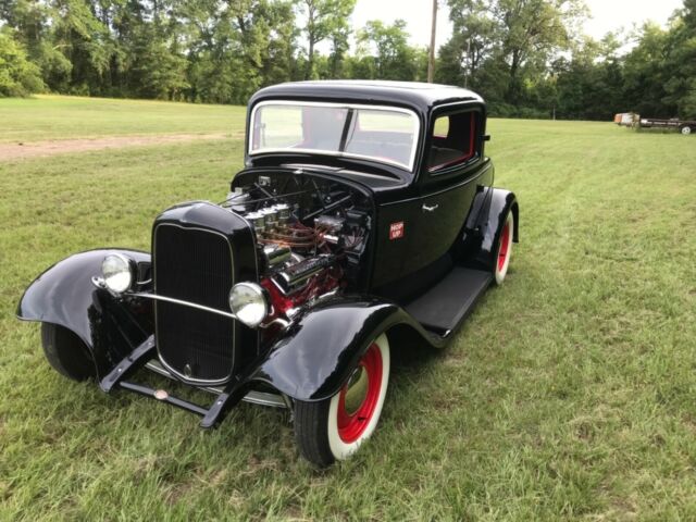 Ford Coupe 1932 image number 29