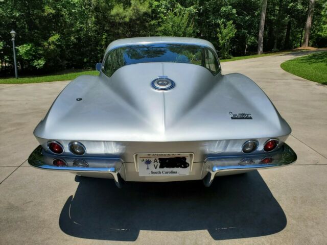 Chevrolet Corvette 1966 image number 25