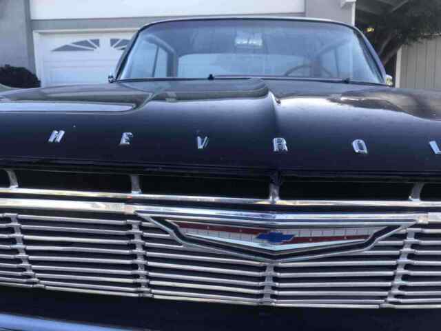 Chevrolet Impala 1961 image number 10