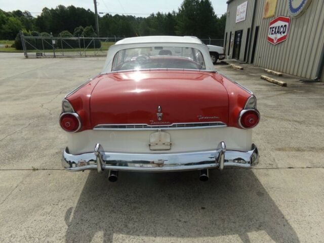 Ford Sunliner 1955 image number 2