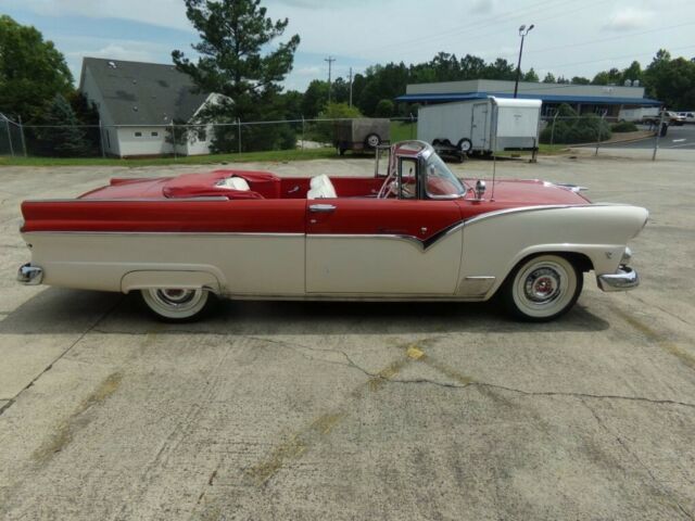 Ford Sunliner 1955 image number 45