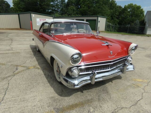 Ford Sunliner 1955 image number 5