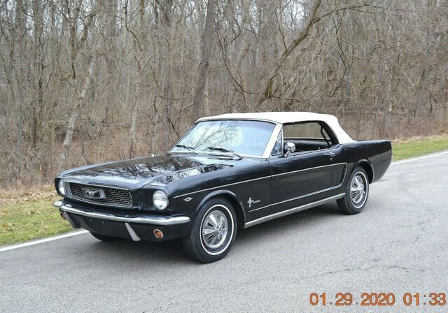 Ford Mustang 1966 image number 0