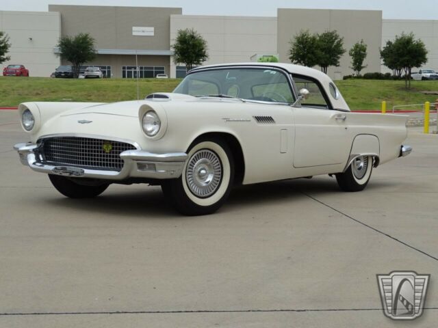 Ford Thunderbird 1957 image number 21