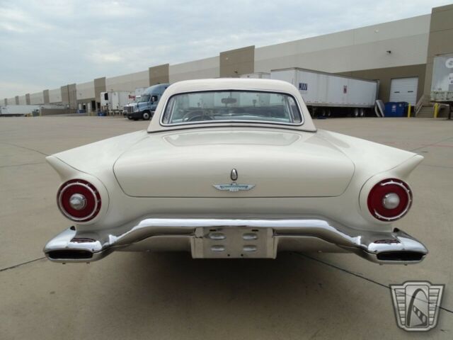 Ford Thunderbird 1957 image number 3