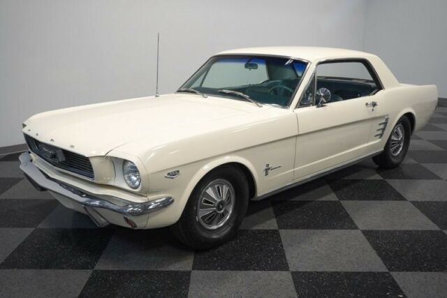 Ford Mustang 1966 image number 29