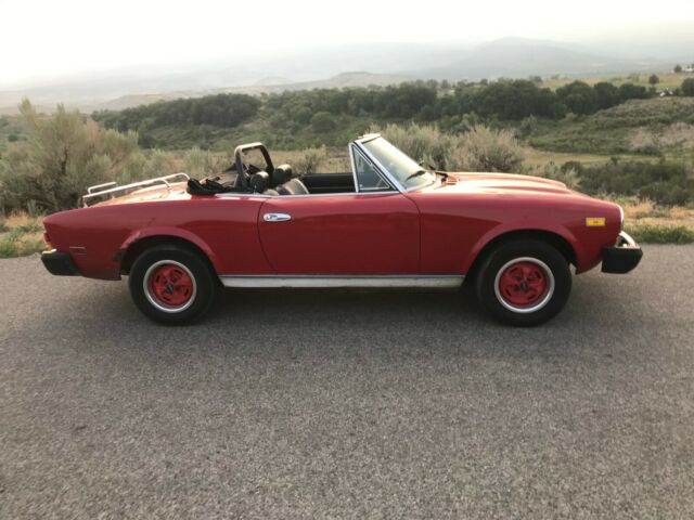 Fiat 124 Spider 1979 image number 21