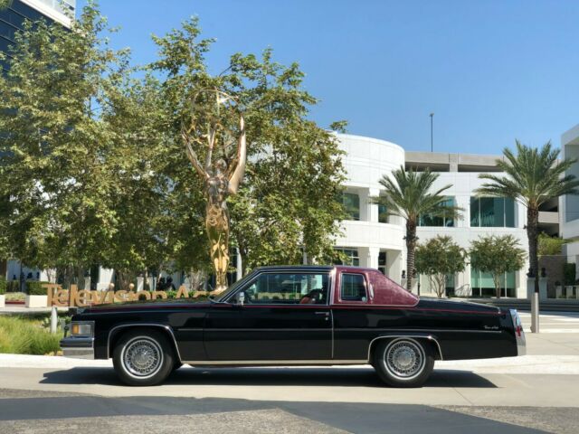 Cadillac DeVille 1978 image number 0