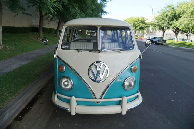 Volkswagen 23 Window Samba Bus Conversion 1975 image number 31