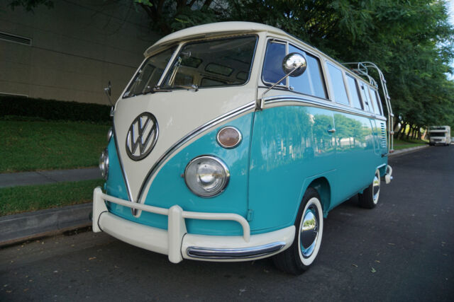 Volkswagen 23 Window Samba Bus Conversion 1975 image number 4