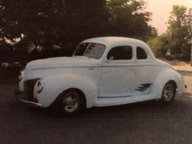 Ford Coupe 1940 image number 16