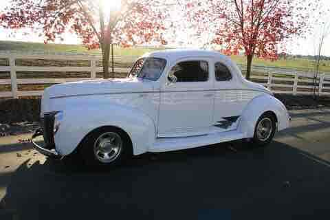 Ford Coupe 1940 image number 17