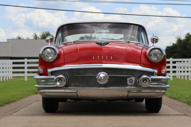 Buick Special 1956 image number 2