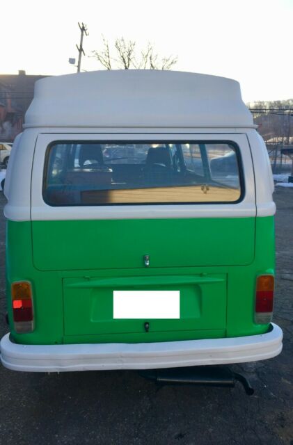 Volkswagen Bus/Vanagon 1979 image number 13