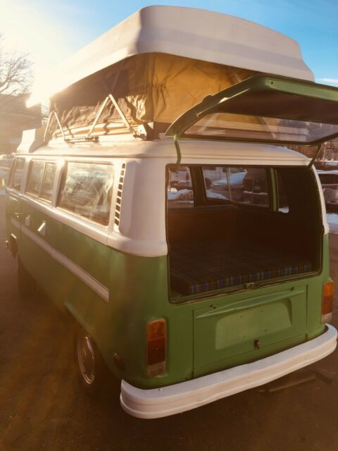 Volkswagen Bus/Vanagon 1979 image number 35