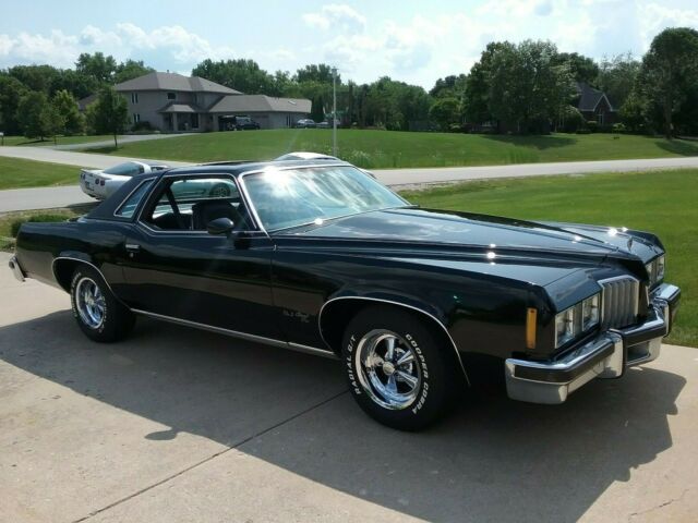 Pontiac Grand Prix 1977 image number 23