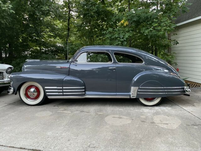 Chevrolet Fleetline 1947 image number 12