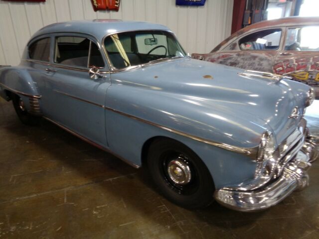 Oldsmobile Eighty-Eight 1950 image number 2