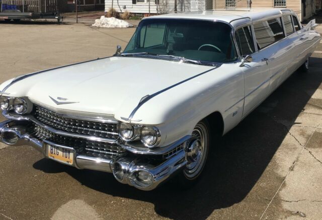 Cadillac Fleetwood 1959 image number 1