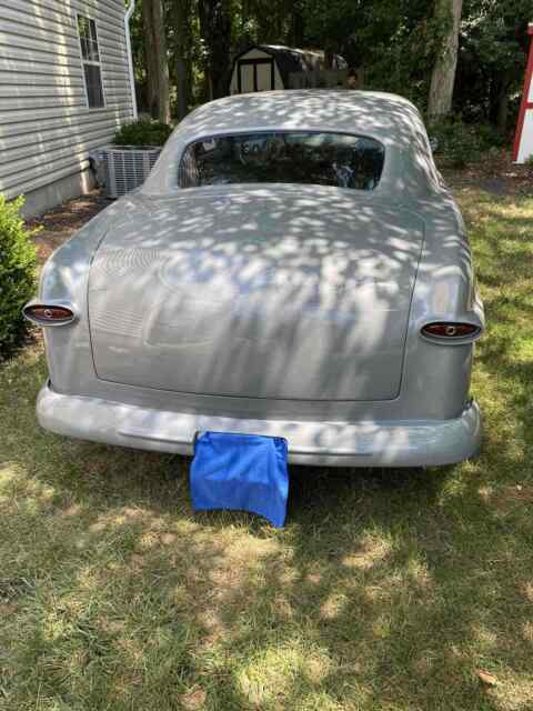 Ford Coupe 1949 image number 15