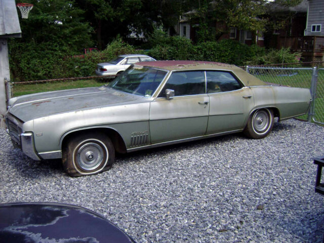 Buick Wildcat 1969 image number 0