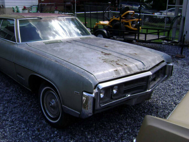 Buick Wildcat 1969 image number 14