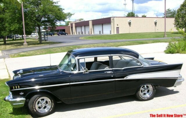 Chevrolet Bel Air/150/210 1957 image number 0