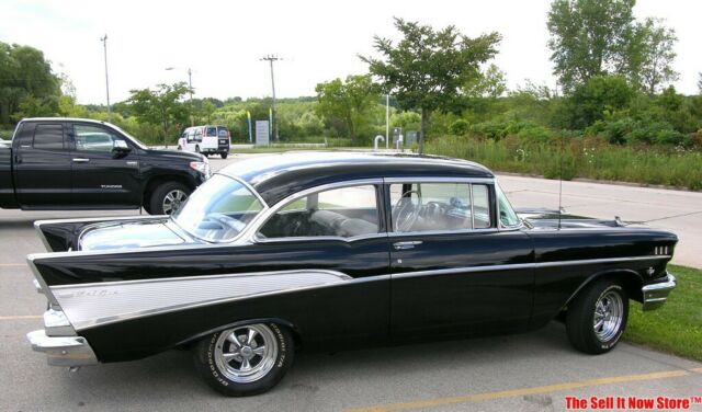 Chevrolet Bel Air/150/210 1957 image number 1