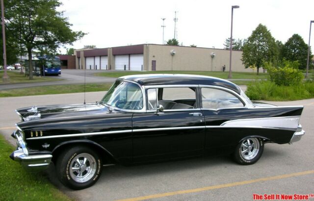 Chevrolet Bel Air/150/210 1957 image number 29