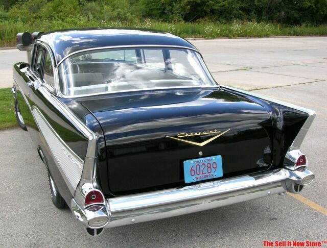 Chevrolet Bel Air/150/210 1957 image number 30