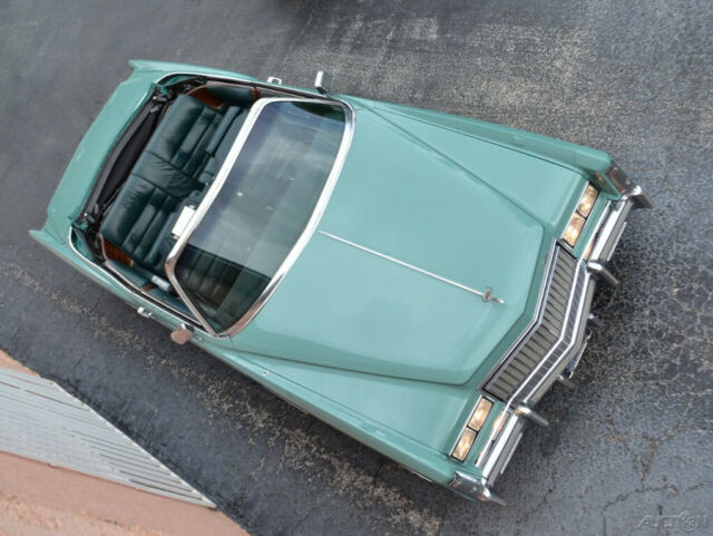 Cadillac Eldorado 1976 image number 39