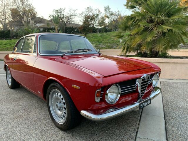 Alfa Romeo Giulia 1967 image number 24