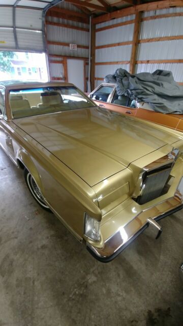 Lincoln Continental 1979 image number 40