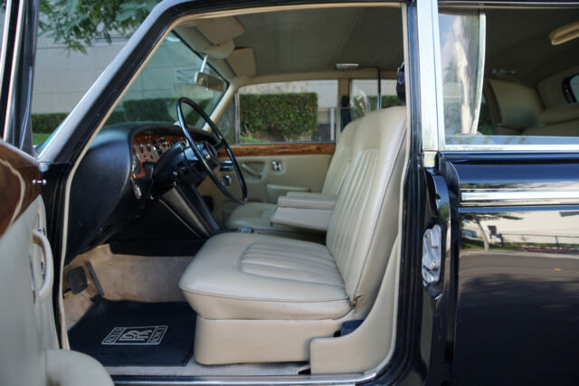 Rolls-Royce Silver Shadow LWB with Divider 1971 image number 41