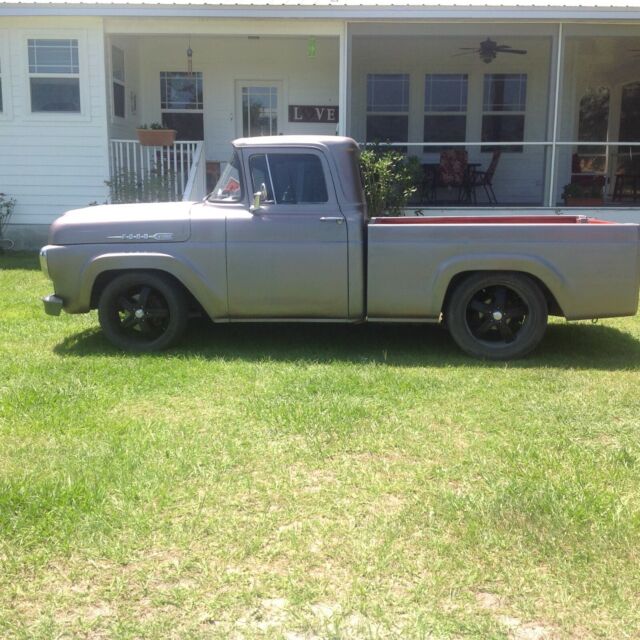 Ford F-100 1960 image number 0