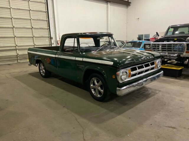 Dodge D100 1968 image number 2