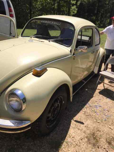 Volkswagen Beetle 1971 image number 15