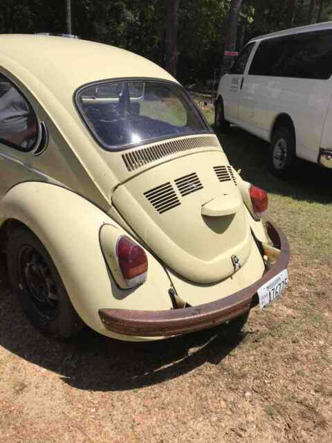 Volkswagen Beetle 1971 image number 2