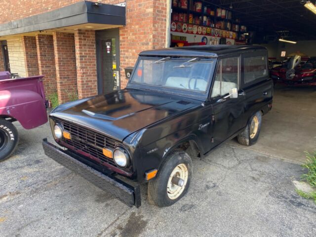 Ford Bronco 1969 image number 1