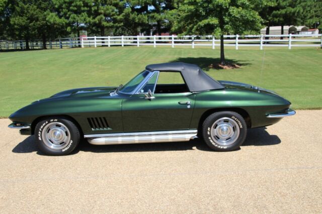 Chevrolet Corvette 1967 image number 16