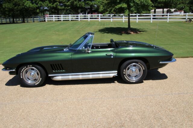 Chevrolet Corvette 1967 image number 19