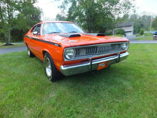 Plymouth Duster 1971 image number 1