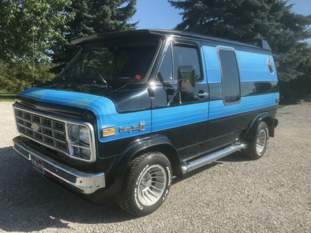 Chevrolet G20 Shorty van 1978 image number 1