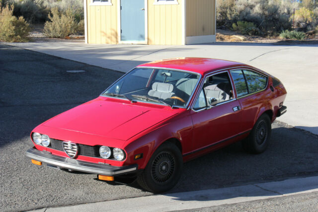 Alfa Romeo Alfetta GTV 2000 1978 image number 12