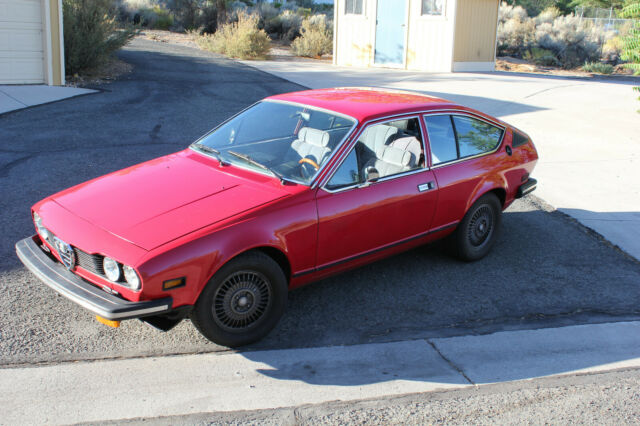 Alfa Romeo Alfetta GTV 2000 1978 image number 8