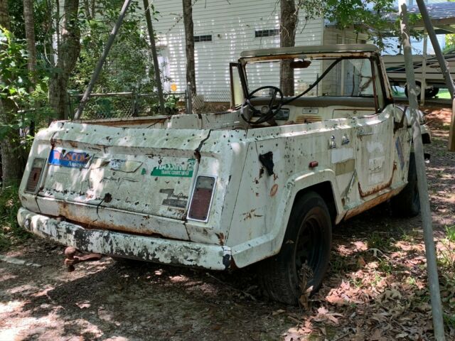 Jeep Commando 1970 image number 18